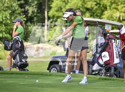 Thumbnail 2 in Yorktown Invitational photogallery.