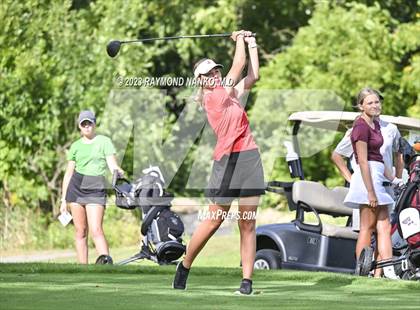 Thumbnail 2 in Yorktown Invitational photogallery.