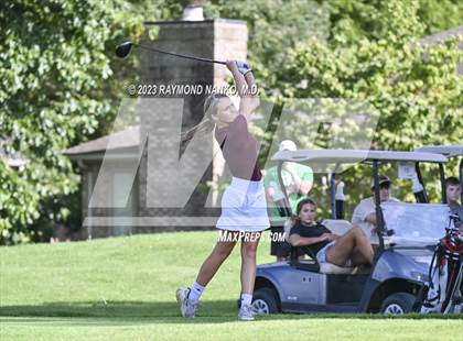 Thumbnail 2 in Yorktown Invitational photogallery.