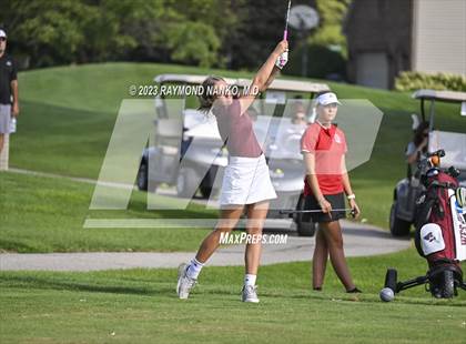 Thumbnail 3 in Yorktown Invitational photogallery.