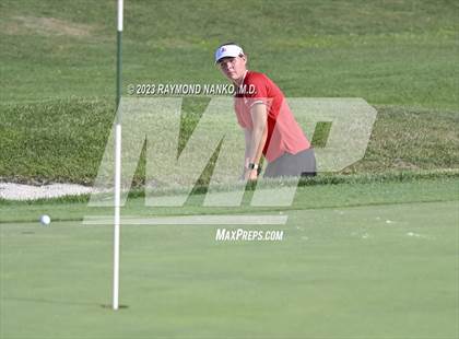 Thumbnail 3 in Yorktown Invitational photogallery.