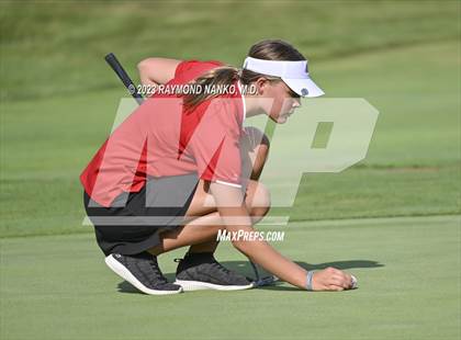 Thumbnail 2 in Yorktown Invitational photogallery.
