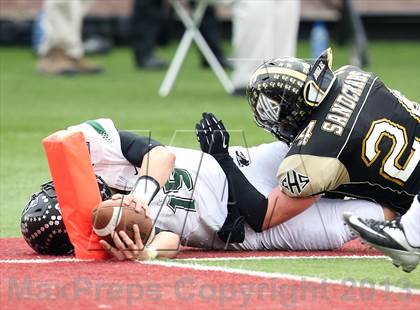 Thumbnail 2 in Cedar Park vs. Calhoun (UIL 4A Division 2 Regional Playoff) photogallery.