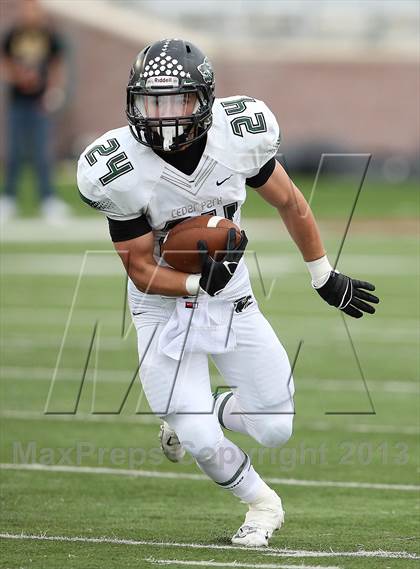 Thumbnail 3 in Cedar Park vs. Calhoun (UIL 4A Division 2 Regional Playoff) photogallery.