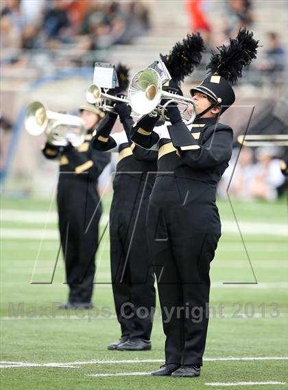 Thumbnail 1 in Cedar Park vs. Calhoun (UIL 4A Division 2 Regional Playoff) photogallery.