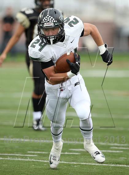 Thumbnail 3 in Cedar Park vs. Calhoun (UIL 4A Division 2 Regional Playoff) photogallery.