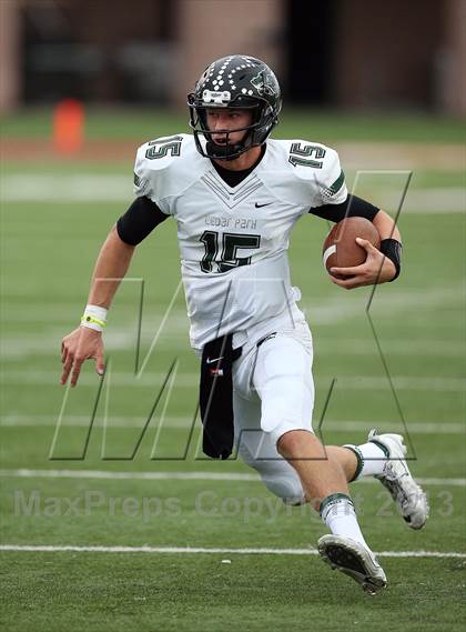 Thumbnail 1 in Cedar Park vs. Calhoun (UIL 4A Division 2 Regional Playoff) photogallery.