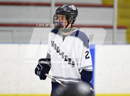 Thumbnail 2 in Lyman Hall/H-K/Coginchaug vs. SWS (Milford Holiday Jamboree) photogallery.