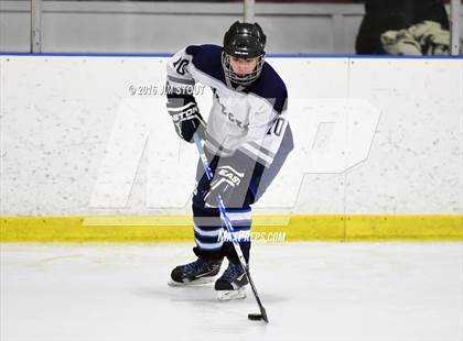 Thumbnail 1 in Lyman Hall/H-K/Coginchaug vs. SWS (Milford Holiday Jamboree) photogallery.