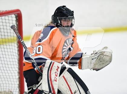 Thumbnail 1 in Lyman Hall/H-K/Coginchaug vs. SWS (Milford Holiday Jamboree) photogallery.