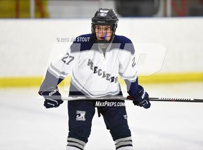 Thumbnail 2 in Lyman Hall/H-K/Coginchaug vs. SWS (Milford Holiday Jamboree) photogallery.