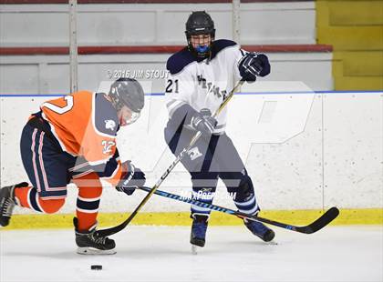 Thumbnail 3 in Lyman Hall/H-K/Coginchaug vs. SWS (Milford Holiday Jamboree) photogallery.