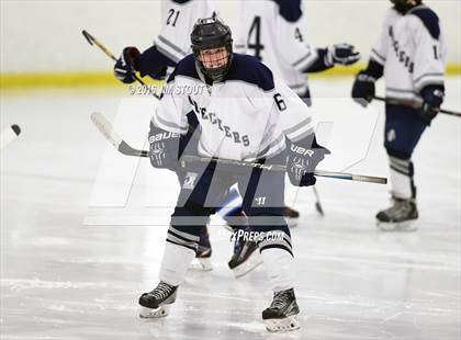 Thumbnail 1 in Lyman Hall/H-K/Coginchaug vs. SWS (Milford Holiday Jamboree) photogallery.