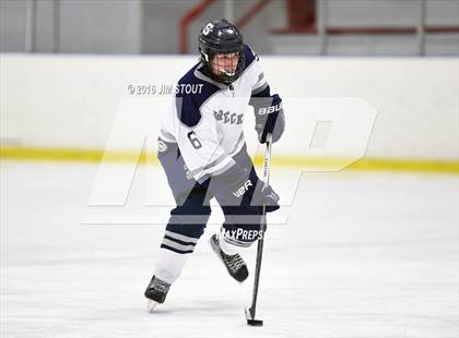 Thumbnail 2 in Lyman Hall/H-K/Coginchaug vs. SWS (Milford Holiday Jamboree) photogallery.