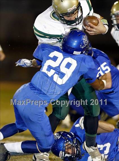 Thumbnail 1 in Boyd-Buchanan vs. Friendship Christian photogallery.