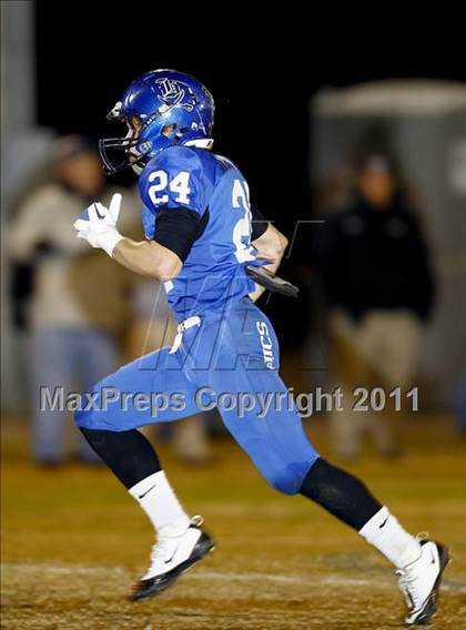 Thumbnail 3 in Boyd-Buchanan vs. Friendship Christian photogallery.