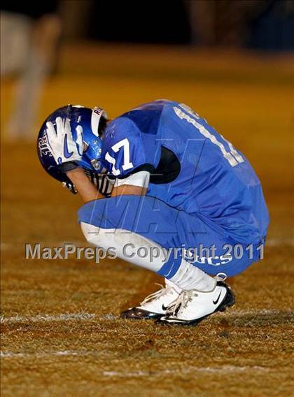Thumbnail 3 in Boyd-Buchanan vs. Friendship Christian photogallery.