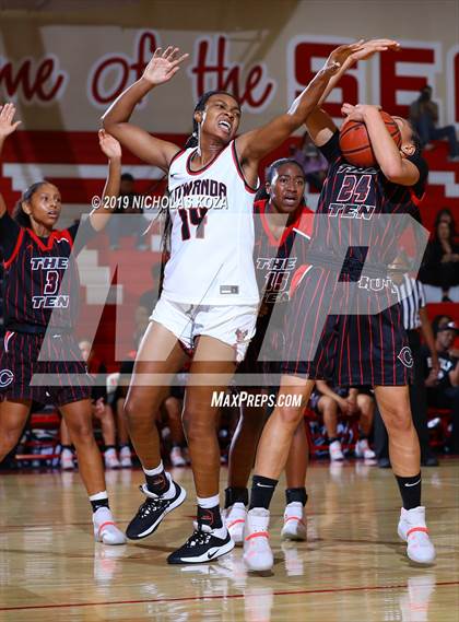 Thumbnail 2 in Centennial vs. Etiwanda (Battle at the Beach) photogallery.