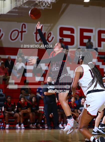 Thumbnail 2 in Centennial vs. Etiwanda (Battle at the Beach) photogallery.