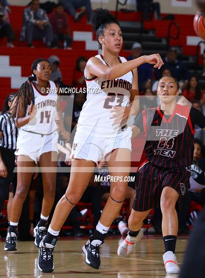 Thumbnail 2 in Centennial vs. Etiwanda (Battle at the Beach) photogallery.