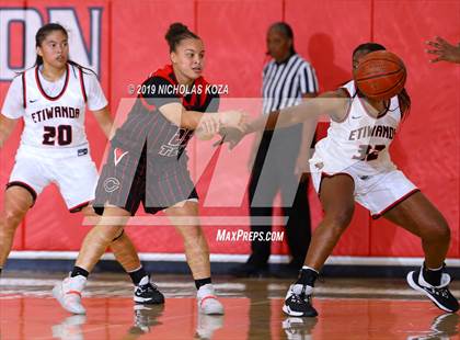 Thumbnail 3 in Centennial vs. Etiwanda (Battle at the Beach) photogallery.