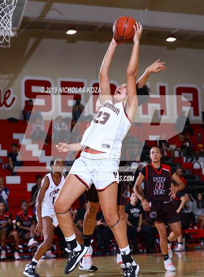 Thumbnail 1 in Centennial vs. Etiwanda (Battle at the Beach) photogallery.
