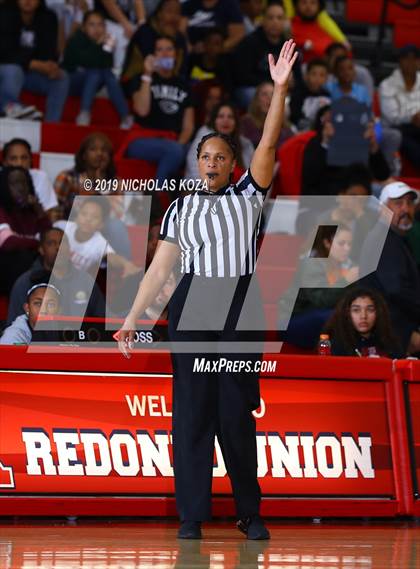 Thumbnail 2 in Centennial vs. Etiwanda (Battle at the Beach) photogallery.