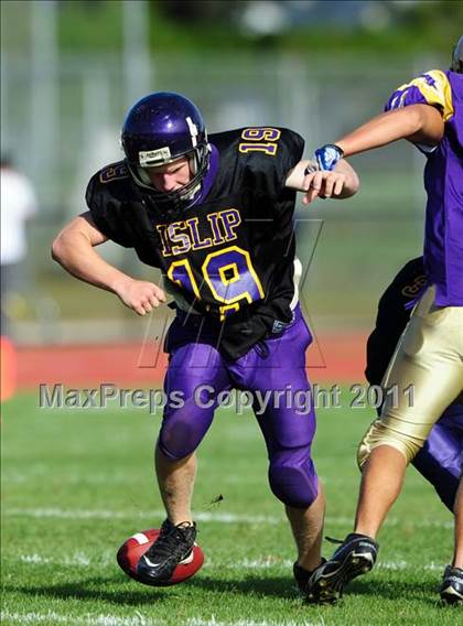 Thumbnail 1 in Sayville @ Islip photogallery.