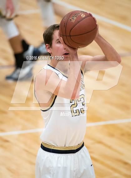Thumbnail 3 in Boerne-Champion vs. O'Connor photogallery.