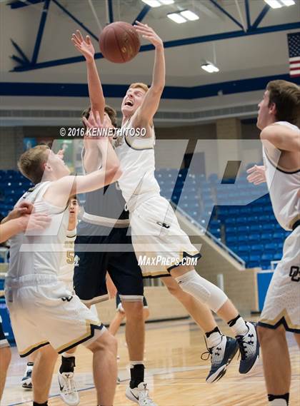 Thumbnail 3 in Boerne-Champion vs. O'Connor photogallery.