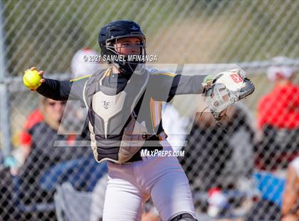 Thumbnail 2 in Marian vs. Pius X photogallery.