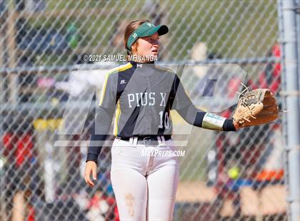 Thumbnail 2 in Marian vs. Pius X photogallery.