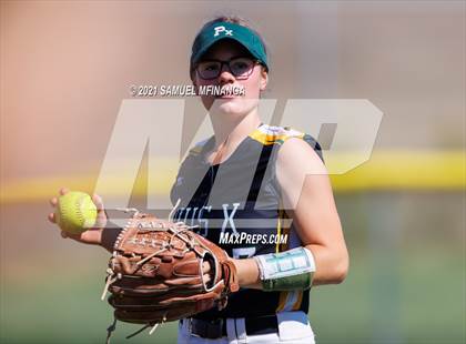 Thumbnail 3 in Marian vs. Pius X photogallery.