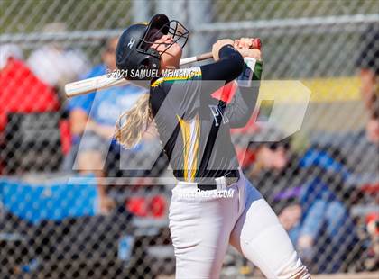 Thumbnail 1 in Marian vs. Pius X photogallery.