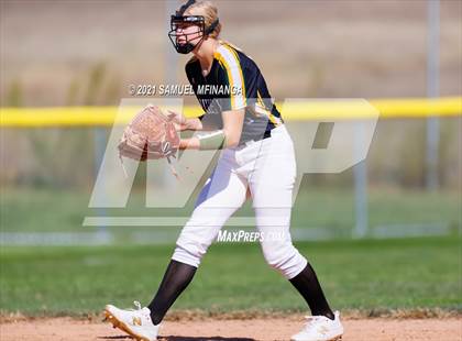 Thumbnail 1 in Marian vs. Pius X photogallery.