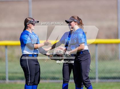 Thumbnail 3 in Marian vs. Pius X photogallery.