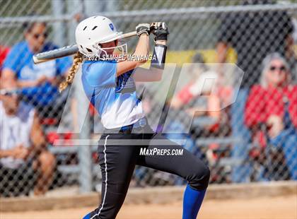 Thumbnail 1 in Marian vs. Pius X photogallery.