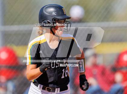 Thumbnail 2 in Marian vs. Pius X photogallery.