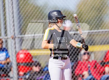 Thumbnail 1 in Marian vs. Pius X photogallery.