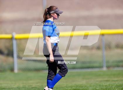 Thumbnail 2 in Marian vs. Pius X photogallery.