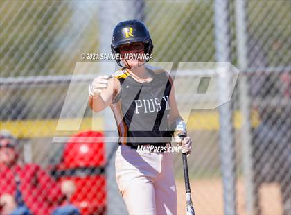 Thumbnail 1 in Marian vs. Pius X photogallery.
