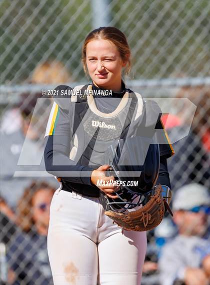 Thumbnail 3 in Marian vs. Pius X photogallery.