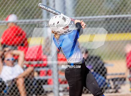 Thumbnail 1 in Marian vs. Pius X photogallery.