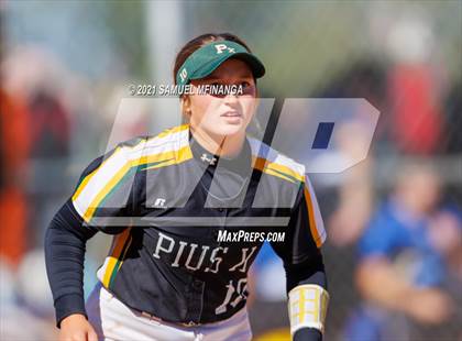 Thumbnail 1 in Marian vs. Pius X photogallery.
