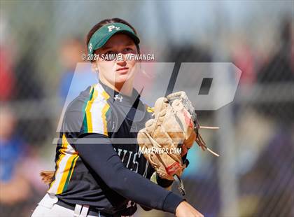 Thumbnail 2 in Marian vs. Pius X photogallery.