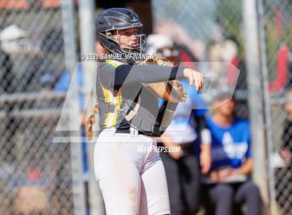 Thumbnail 3 in Marian vs. Pius X photogallery.