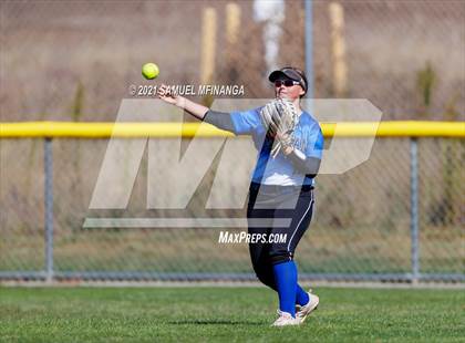 Thumbnail 2 in Marian vs. Pius X photogallery.