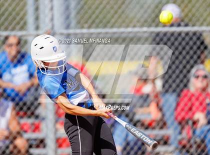 Thumbnail 1 in Marian vs. Pius X photogallery.