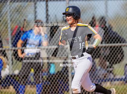 Thumbnail 3 in Marian vs. Pius X photogallery.