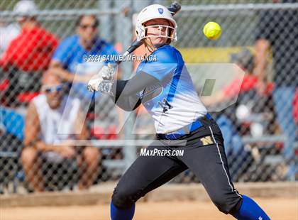 Thumbnail 1 in Marian vs. Pius X photogallery.